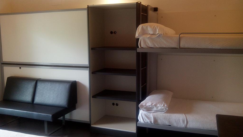 Hostel Albergue/auberge Ulia Youth